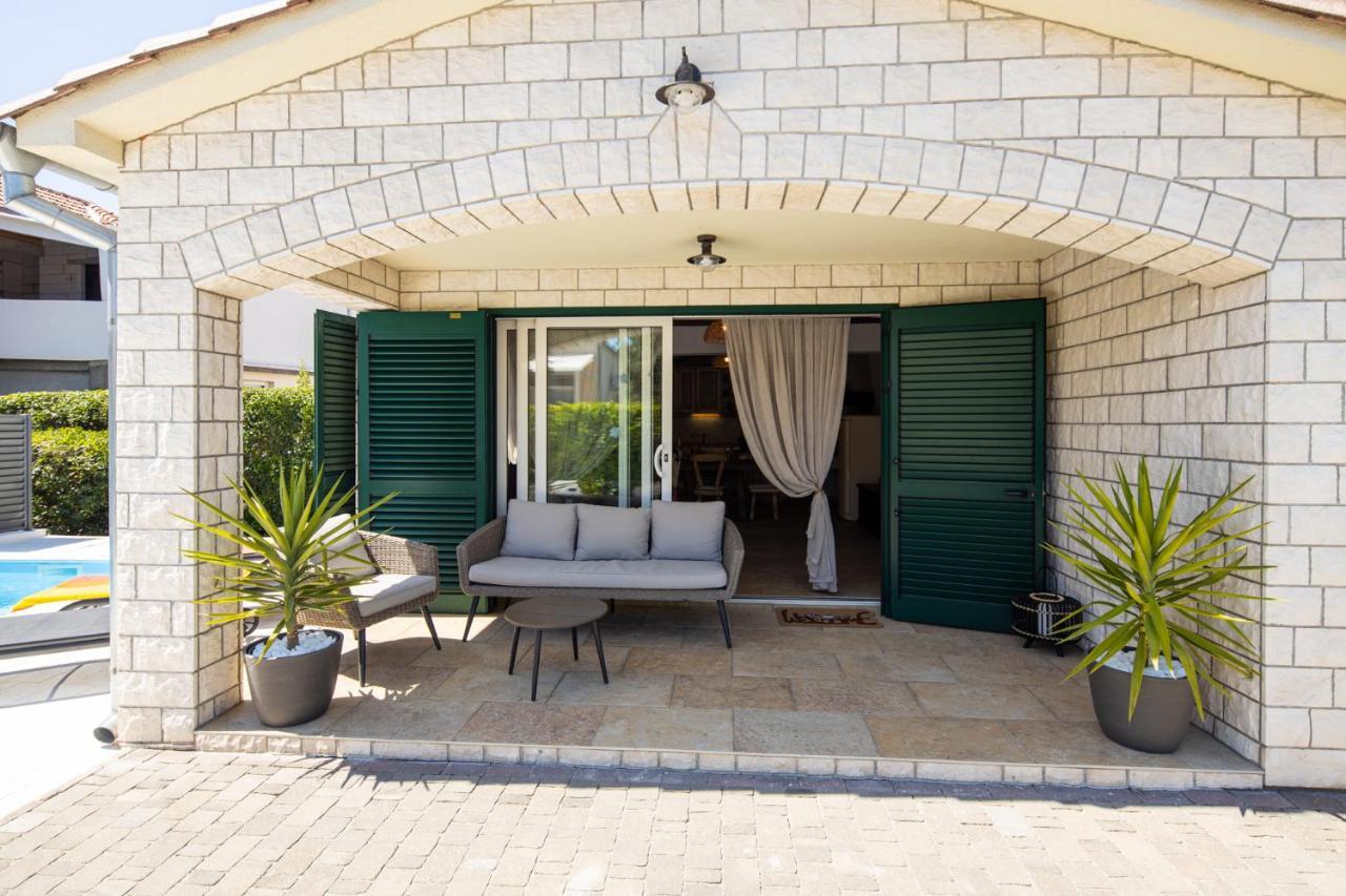 Villa A&A Biograd Na Moru Exteriör bild