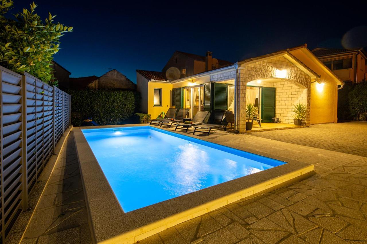 Villa A&A Biograd Na Moru Exteriör bild